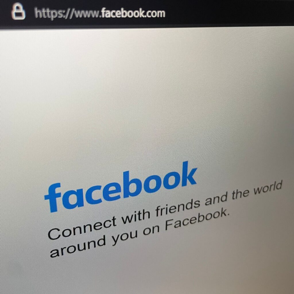 Demanda contra Facebook (Meta)